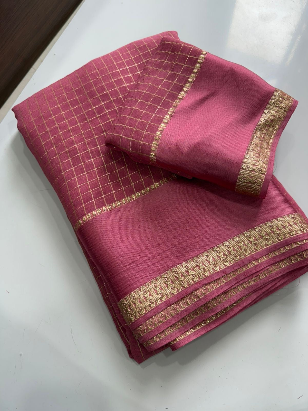 Viscose checked Sarees