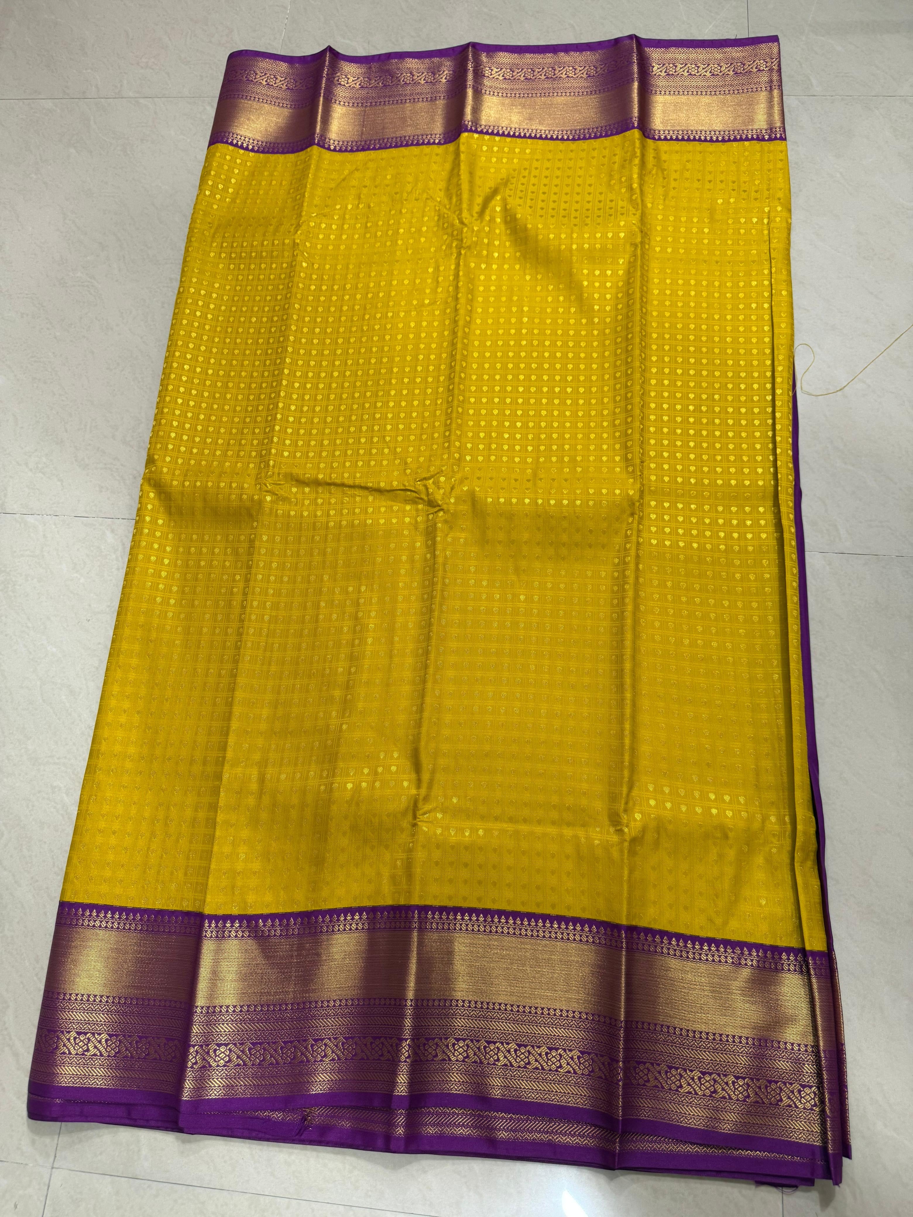 1000 Butta Kanchi Silk Sarees
